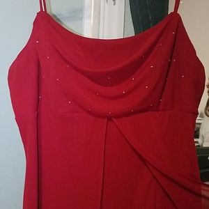Kiki deep red dress